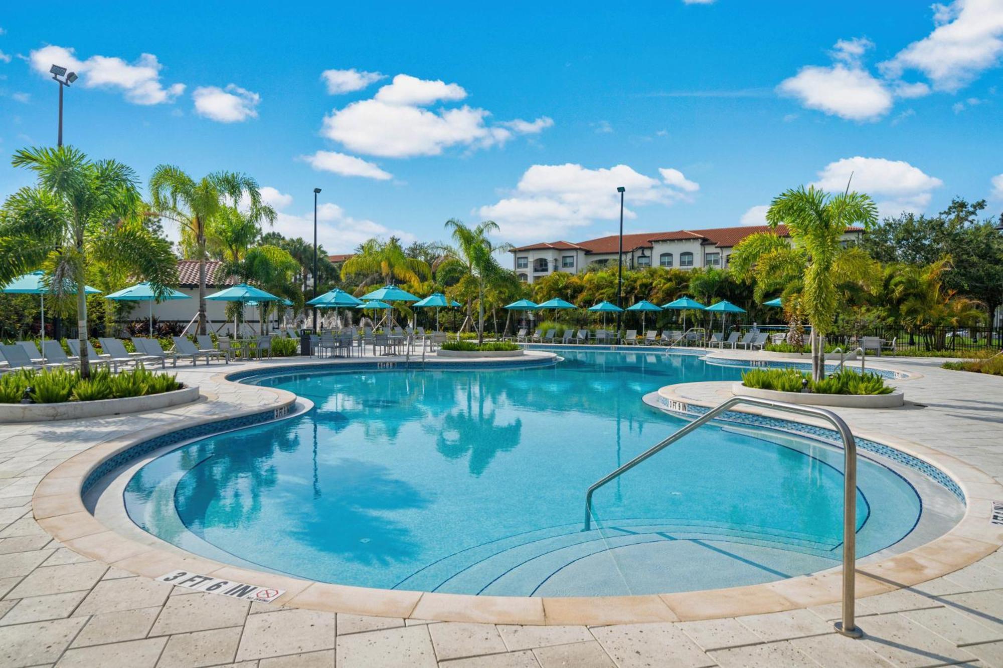 First Floor Vista Cay Condo Wfree Resort Access Orlando Exteriör bild